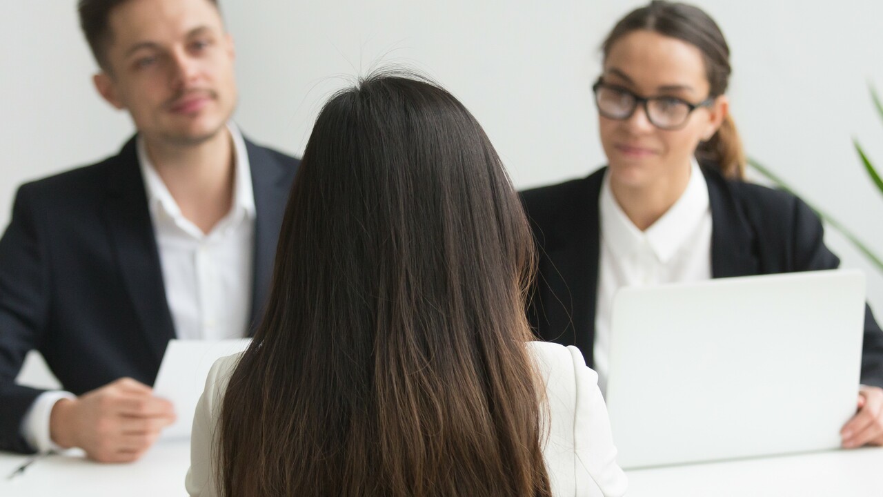 Какой возрастной группе легче всего найти работу? Результаты исследования сервиса SuperJob демонс...