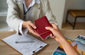 Ошибки в трудовой книжке: как не лишиться части...