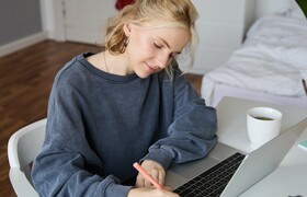 Большое количество молодежи устраивается на раб...